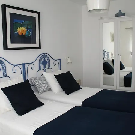 Holiday home Encosta Da Camarinha